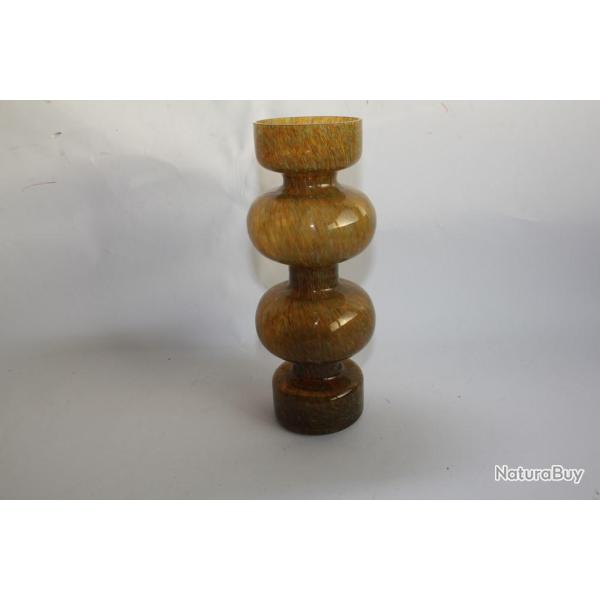 Vase design 1970 verre souffl�