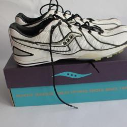 Chaussures de course à pointes SAUCONY Endorphin Spike Homme T 43