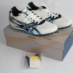 Chaussures de course à pointes ASICS Hyper LD T 44