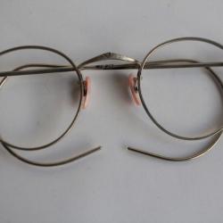 Ancienne paire de lunettes enfant optique vintage