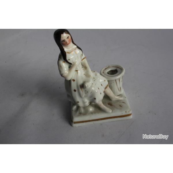 Encrier porcelaine Paris figuratif XIXe si�cle
