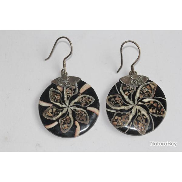Paire de boucles d'oreilles nacre et coquillages Bijoux