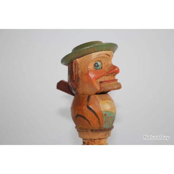 Bouchon verseur � syst�me Art populaire For�t noire