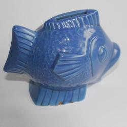 Ancienne tirelire à casser porcelaine poisson