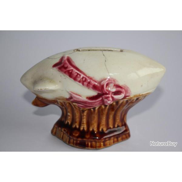 Tirelire � casser barbotine Zeppelin Patrie