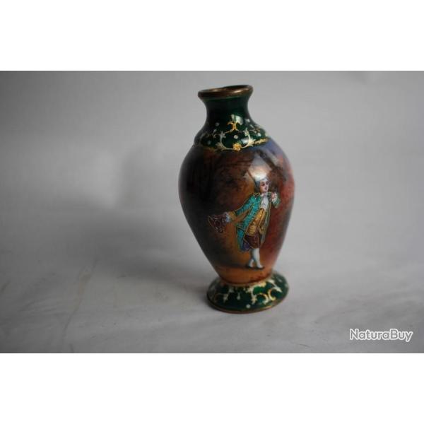 Vase �mail Limoges