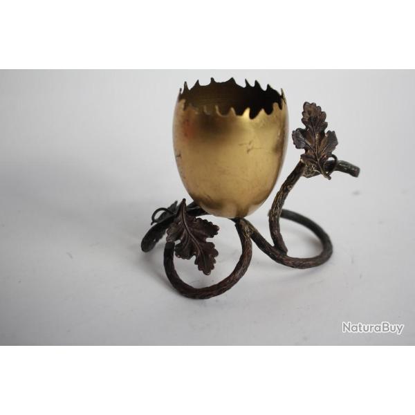 Coquetier fer forg� et laiton