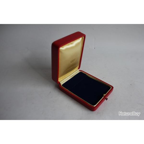 LOMBARD �crin pour bijoux cuir rouge