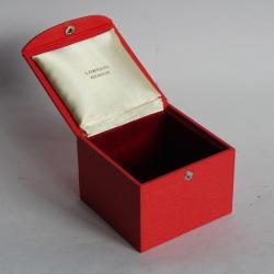 LOMBARD Écrin long pour bijoux cuir rouge