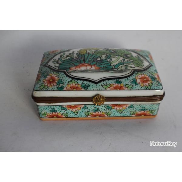 Ancienne boite porcelaine Chine