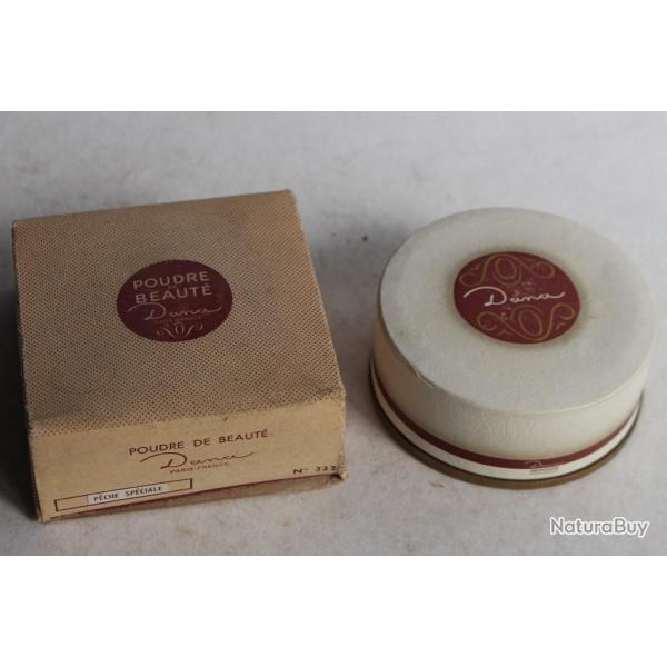 Boite � poudre Poudre de beaut� Danas Paris