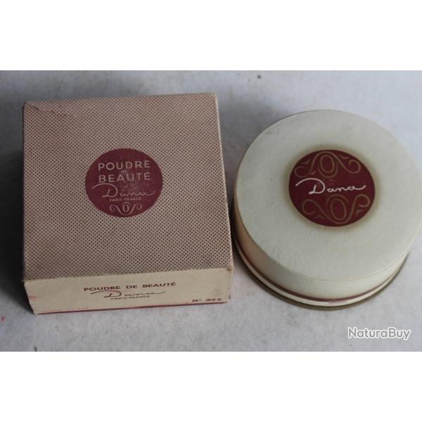 Boite � poudre Poudre de beaut� Danas Paris