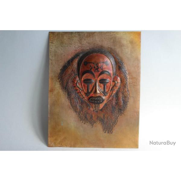 Tableau cuivre repouss� TSHIBANGU Masque africain