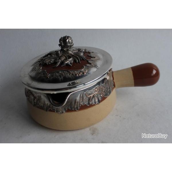 Casserole terre verniss�e m�tal argent� Victor Saglier