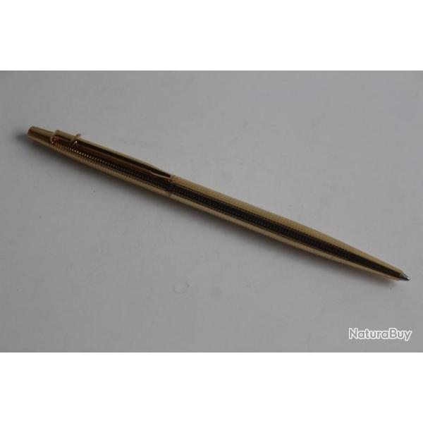 CARAN D'ACHE Stylo bille Madison Clou de Paris plaqu� or