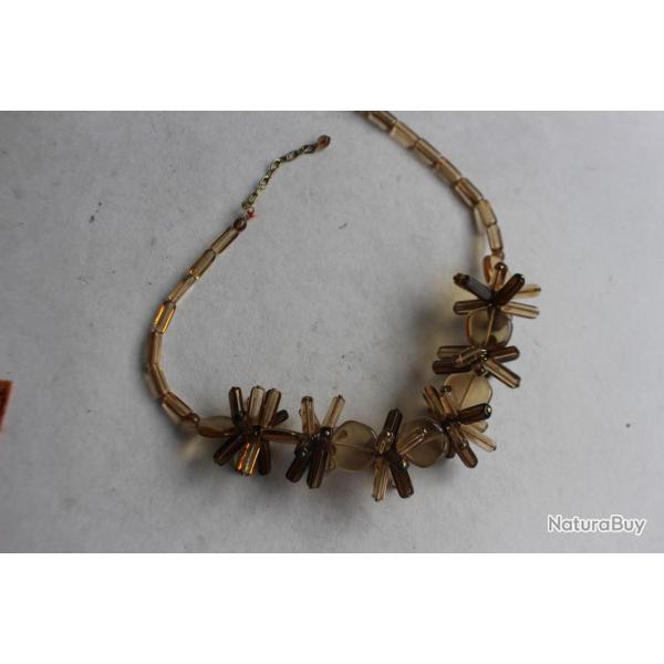 Collier vintage verre souffl� marron bijoux