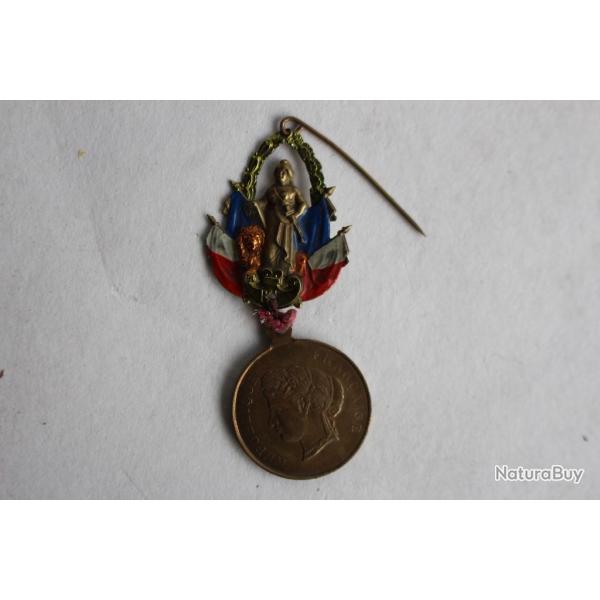 M�daille �cole Edmonton Middlesex Angleterre 1948-49