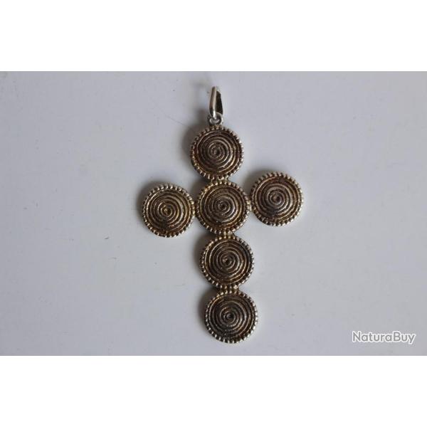 Pendentif Croix en argent design ARVOR