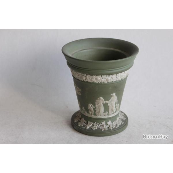 Pot porcelaine biscuit de Wedgwood 1962