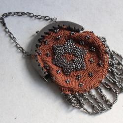 Bourse porte louis d'or XIXe si&egrave;cle perl&eacute; d'acier