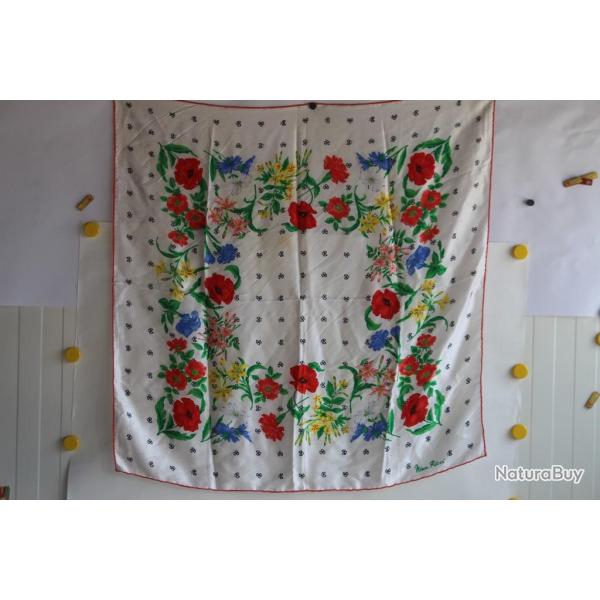 NINA RICCI Foulard en soie