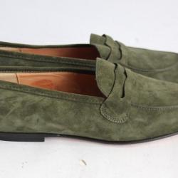 Mocassins PARALLELE Paris vert kaki cuir de chèvre chaussures femme