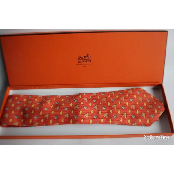HERM�S cravate soie 7831 UA