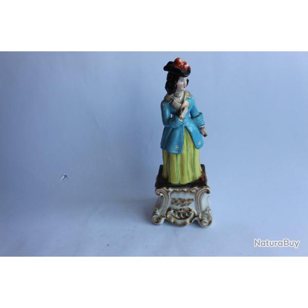 Grande figurine porcelaine vieux Paris XIXe si�cle
