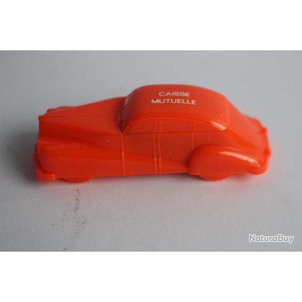 Taille crayon publicitaire voiture Caisse Mutuelle