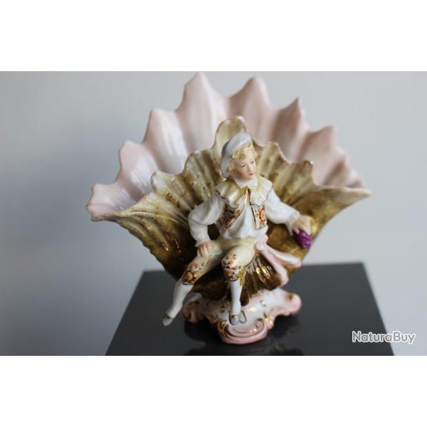 Vase Coquillage et gar�on porcelaine Rudolstadt-Volkstedt Allemagne