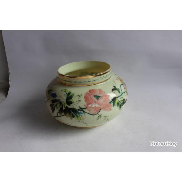 Vase opaline �maill�e Napol�on III