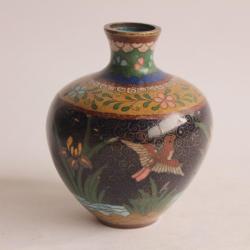 Vase en &eacute;mail cloisonn&eacute; Chine ou Japon