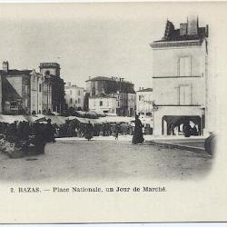 Carte postale France Bazas Gironde Place nationale un jour de march&eacute;