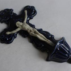 B&eacute;nitier porcelaine religion