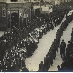 Carte postale H&eacute;rault 34 Montpellier D&eacute;fil&eacute; fun&eacute;raire rue de la Loge