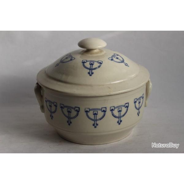 Soupi�re porcelaine de Sainte Uze petite cocotte