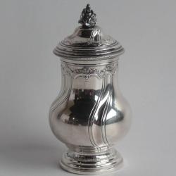 Ancien moulin &agrave; poivre argent Minerve