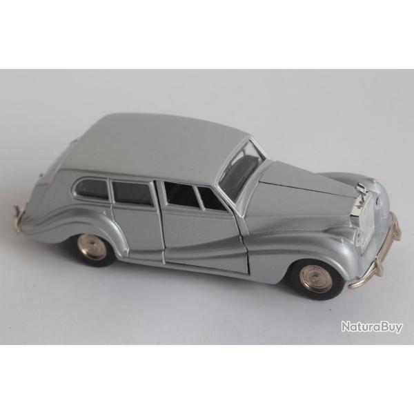 Voiture miniature Rolls Royce Silver Wraith Sakura No. 7 Japon Jouet