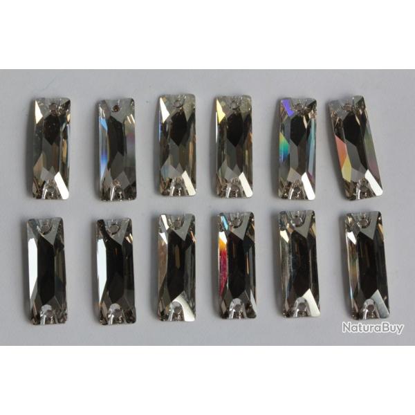 SWAROVSKI 12 x Boutons cristal 3255 Cosmic Baguette