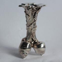 CHRISTOFLE Vase aux trois carottes bronze argent&eacute;