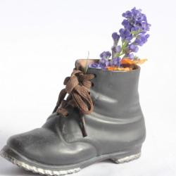 Petite Chaussure Porcelaine biscuit Botte