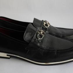 Mocassins SALVATORE FERRAGAMO cuir noir T45