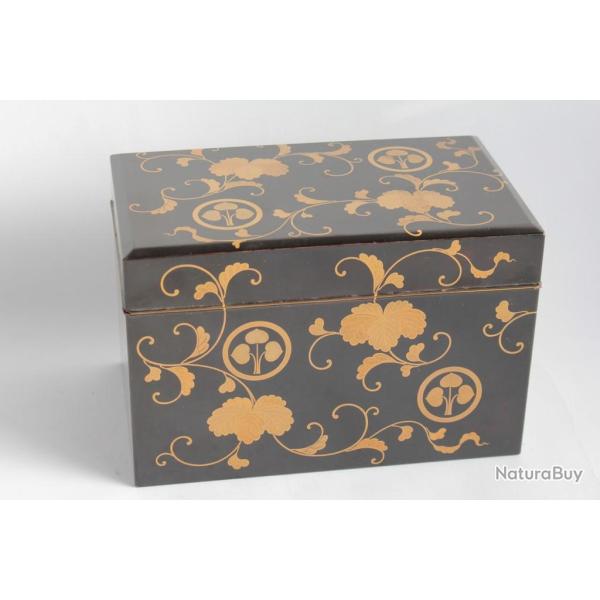 Boite bois laqu� Tebako Japon Meiji Family crest