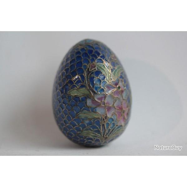 OEuf en �mail plique � jour