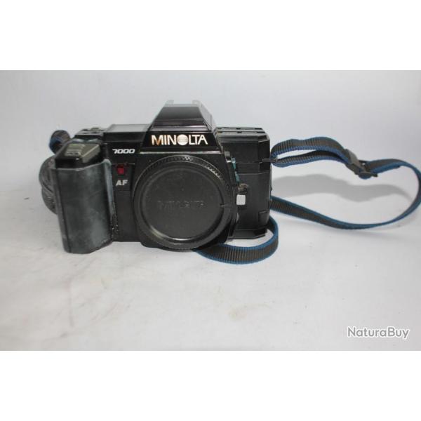 Appareil photo minolta AF 7000 avec 3 objectifs et 1 flash