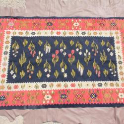 Tapis laine vintage Fleurs Roumanie