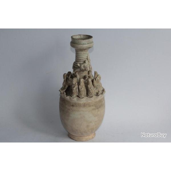 Vase fun�raire C�ladon Chine Dragon Dynastie SONG