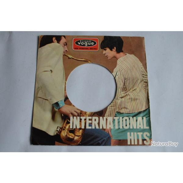 45 Tours Jacques Dutronc ?- Les Play Boys / On Nous Cache Tout,..