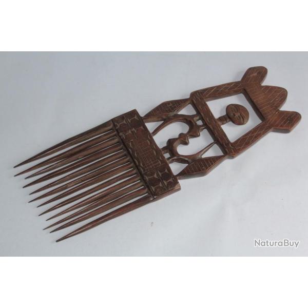 Ancien peigne Africain bois sculpt� Objet ethnique