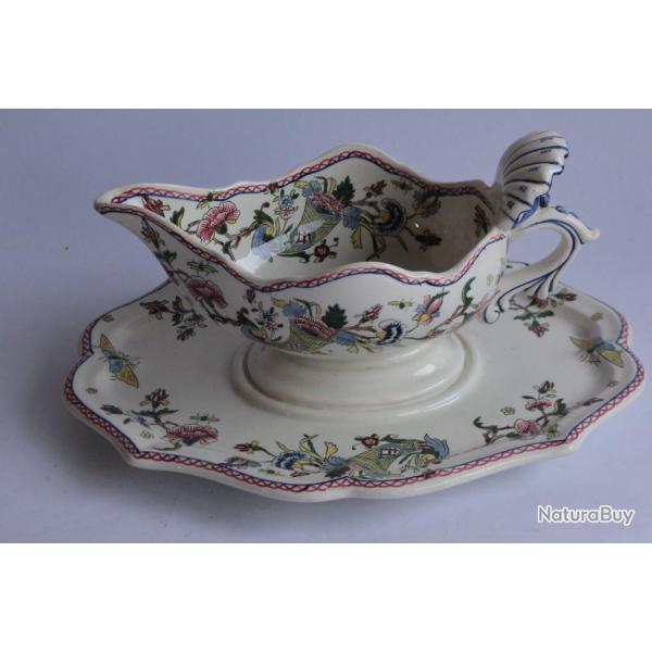 GIEN Grande sauci�re fa�ence Corne d'abondance